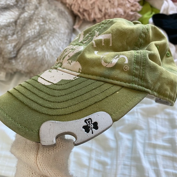 Guinness Bottle Opener Cap - Picture 6 of 8